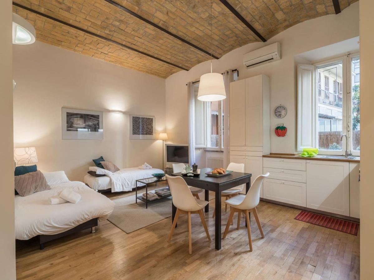 The Best Rent - Elegant Flat Near Colosseum Rome Extérieur photo